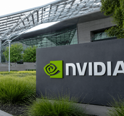 Nvidia impulsa al sector de los semiconductores tras superar todas las previsiones Nvidia impulsa al sector de los semiconductores tras superar todas las previsiones