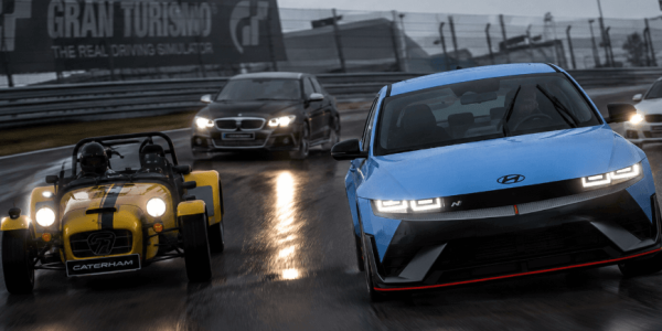 Gran Turismo 7 se actualiza a la versión 1.71 con nuevas físicas, Fanatec FullForce y 10 cambios de motor