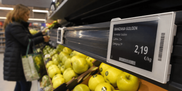 Alcampo sustituirá las etiquetas de papel por electrónicas en 21 supermercados de Castilla y León Alcampo sustituirá las etiquetas de papel por electrónicas en 21 supermercados de Castilla y León